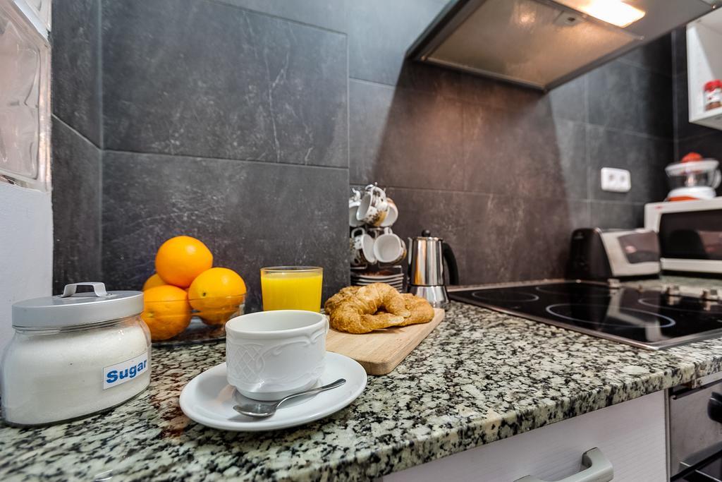Deep Purple Apartman Barcelona Kültér fotó